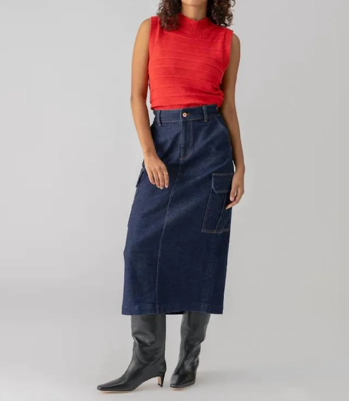 Women's Silk SkirtsEssential Cargo Midi Skirt In Magnetic