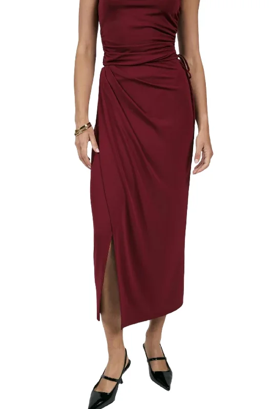 Women's U-Shaped Hem SkirtsFiery Spirit Ruched Midi Skirt In Cabernet