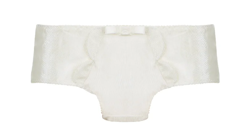 smoothing high-waisted bra for tummy controlWhite Scallop Grosgrain Briefs