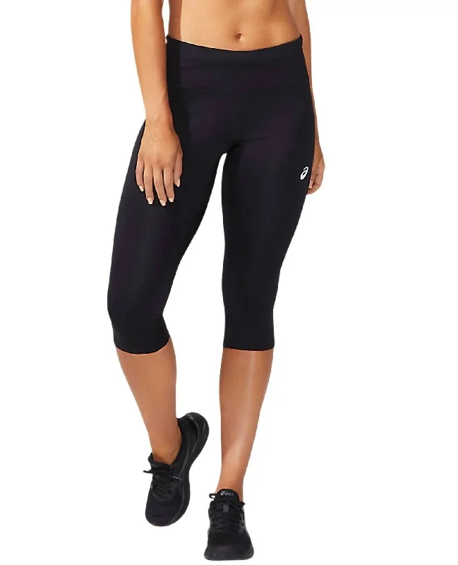 Women's ChinosWomen's Core Capri Tights In Performance Black