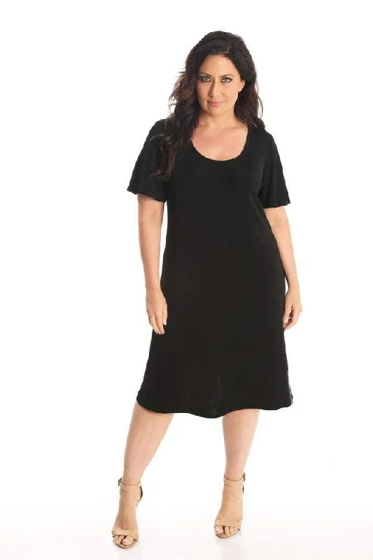 Women's Jodhpurs with Peter Pan CollarVikki Vi Classic Black T-Shirt Style Dress