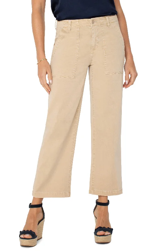 Women's Jodhpurs with Narrow CollarCARGO WIDE LEG CROP